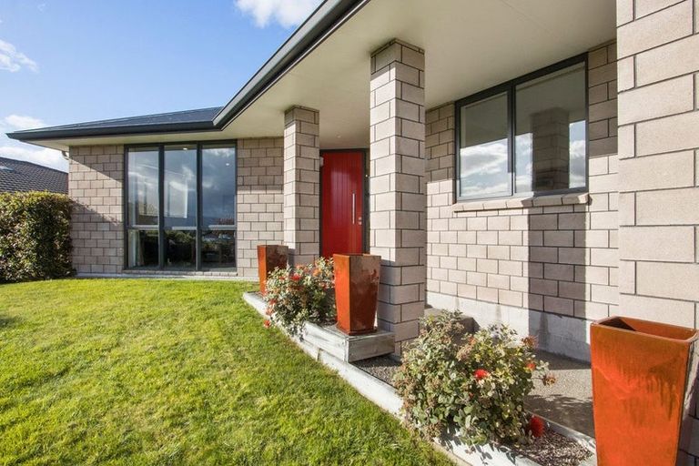 Photo of property in 70 Margaret Drive, Omokoroa, 3114