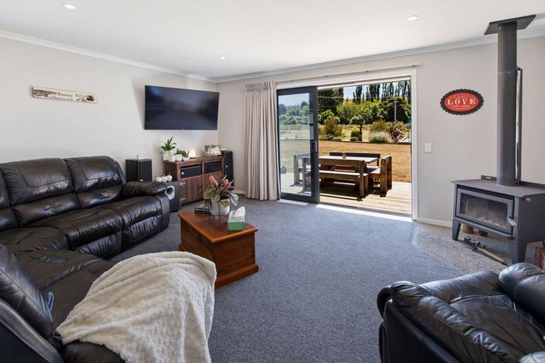 Photo of property in 728 Makino Road, Halcombe, Feilding, 4777