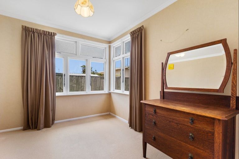 Photo of property in 9 York Street, Levin, 5510