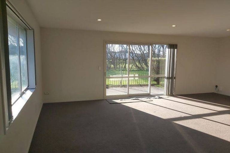 Photo of property in 20a Date Crescent, Aidanfield, Christchurch, 8025