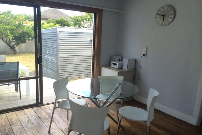 Photo of property in 1 Lomond Street, Takapuna, Auckland, 0622