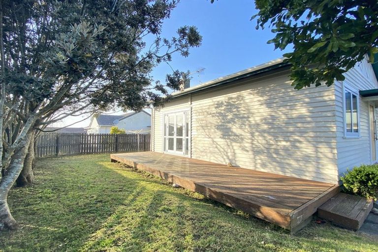 Photo of property in 9 School Road, Tuakau, 2121