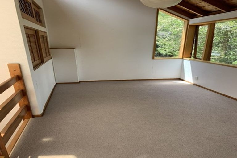 Photo of property in 44 Island Bay Road, Beach Haven, Auckland, 0626