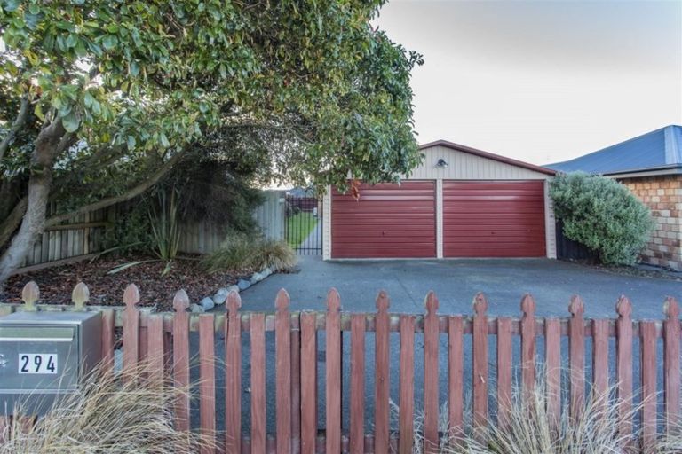 Photo of property in 294 Lake Terrace Road, Shirley, Christchurch, 8061