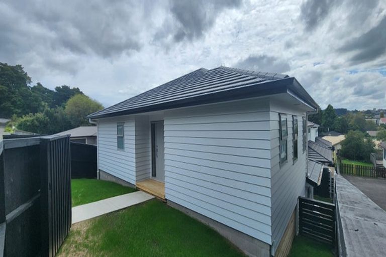 Photo of property in 1 Danden Way, Pukekohe, 2120