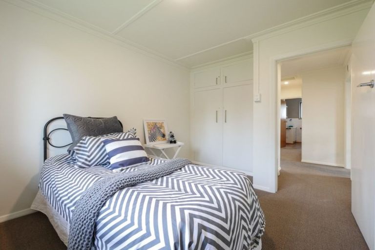 Photo of property in 2 Flower Street, Fairfield, Dunedin, 9018