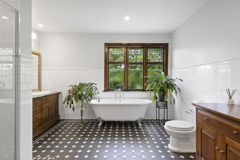 Photo of property in 96a Glandovey Road, Fendalton, Christchurch, 8052