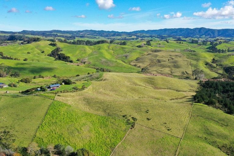 Photo of property in 495 Glenmohr Road, Waipu, 0582