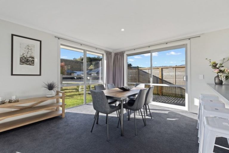 Photo of property in 2 Banbury Terrace, Lower Shotover, Queenstown, 9304