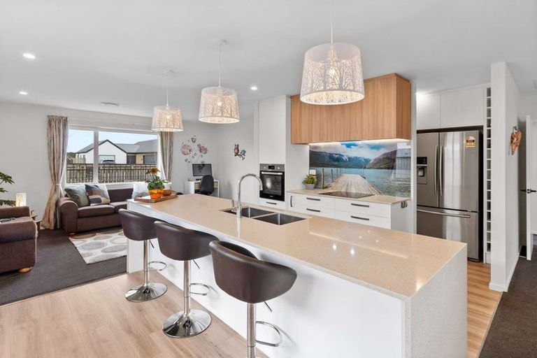 Photo of property in 8 Hoffman Street, Marshland, Christchurch, 8083