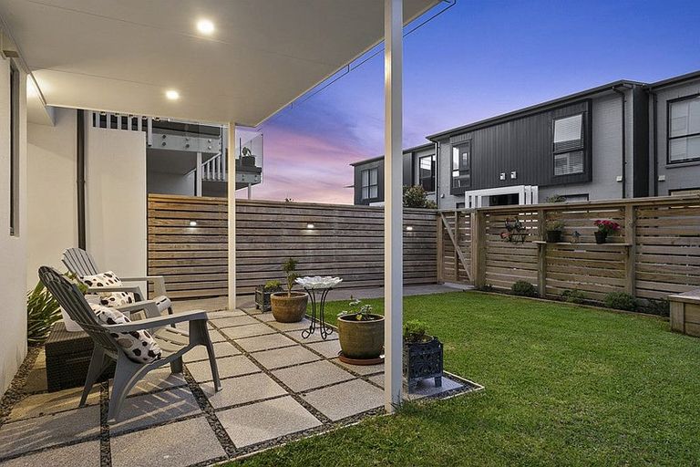 Photo of property in 11 Glenae Lane, Hobsonville, Auckland, 0618