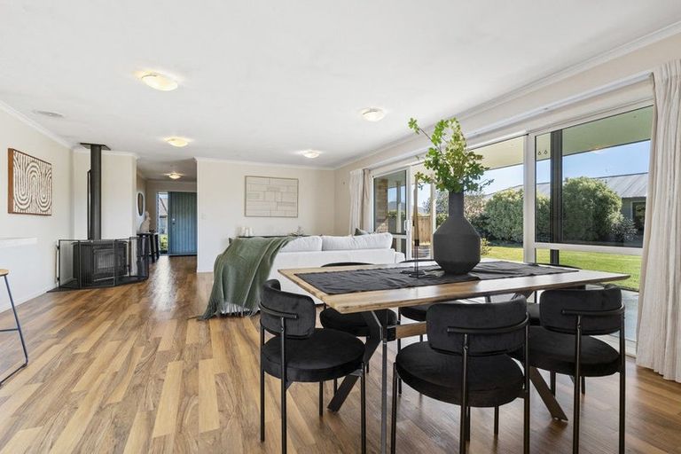 Photo of property in 4 Camellia Lane, Carterton, 5713