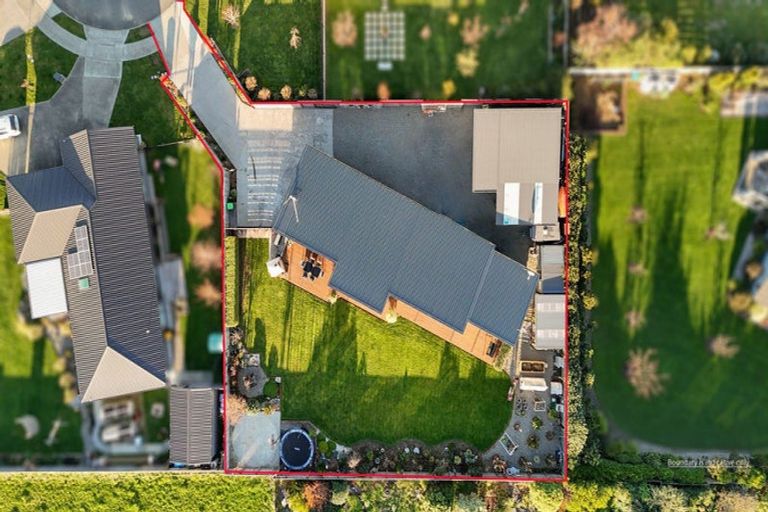 Photo of property in 7 Takahe Drive, Carterton, 5713