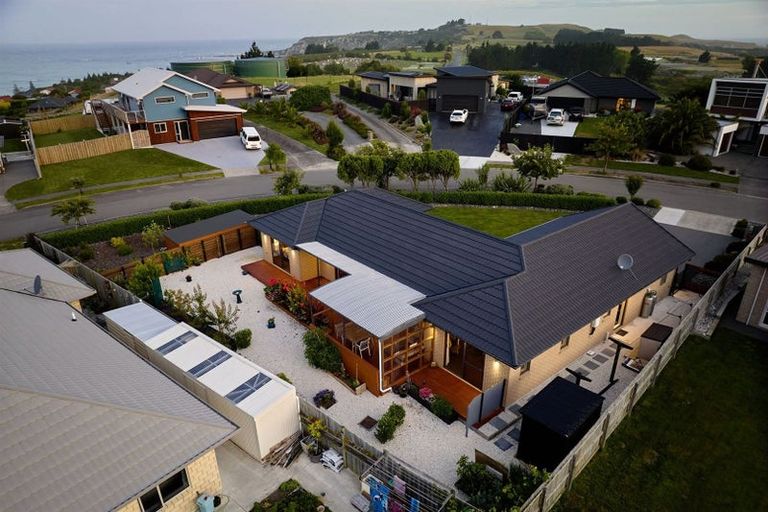 Photo of property in 37 Miromiro Drive, Kaikoura, 7300