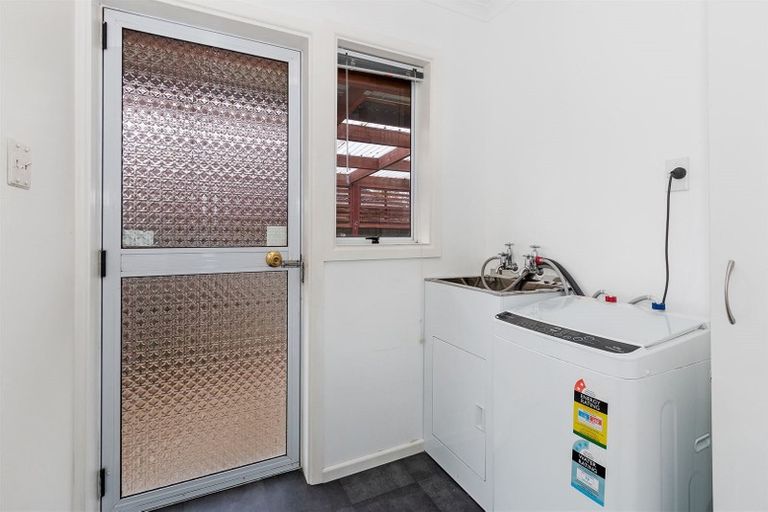 Photo of property in 5 Geelong Place, Burnside, Christchurch, 8053