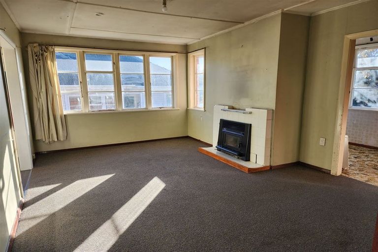 Photo of property in 48 Douglas Street, Highfield, Timaru, 7910