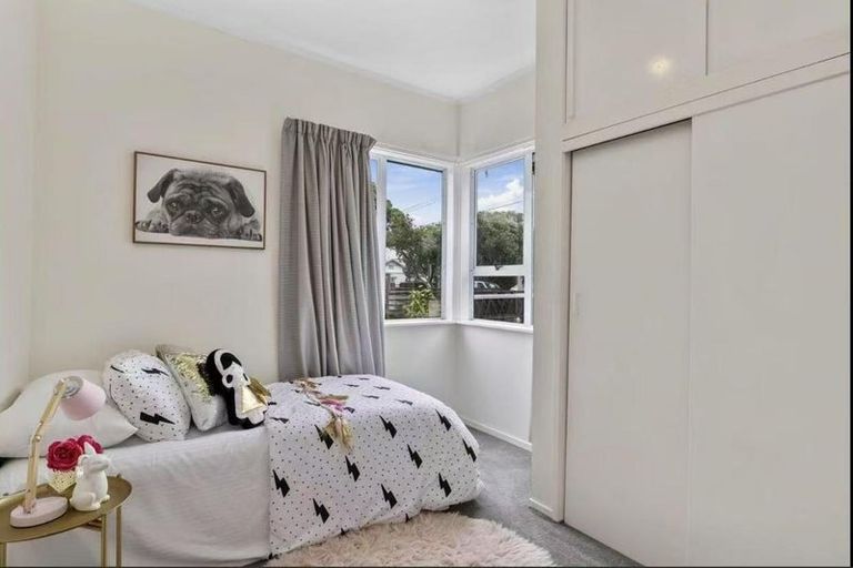 Photo of property in 34 Wilford Street, Woburn, Lower Hutt, 5011