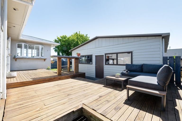 Photo of property in 33 Mission Street, Waterloo, Lower Hutt, 5011