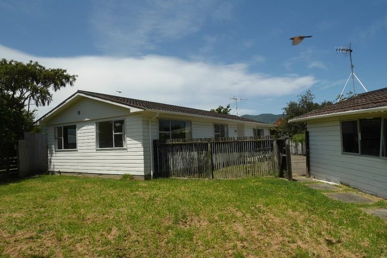 Photo of property in 43 Arawhata Road, Paraparaumu, 5032