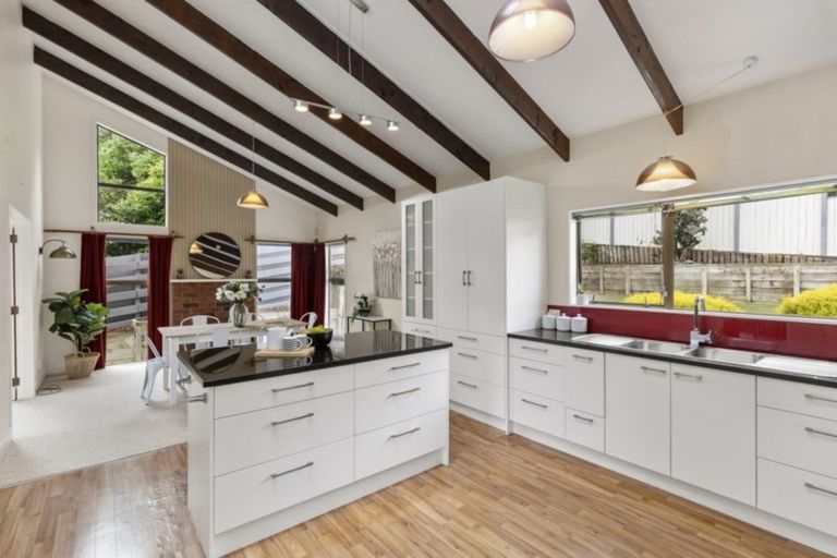 Photo of property in 52 Major Drive, Kelson, Lower Hutt, 5010