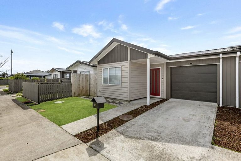 Photo of property in 25 Kapowai Boulevard, Takanini, 2112