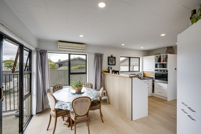 Photo of property in 52 Guppy Road, Greenmeadows, Napier, 4112