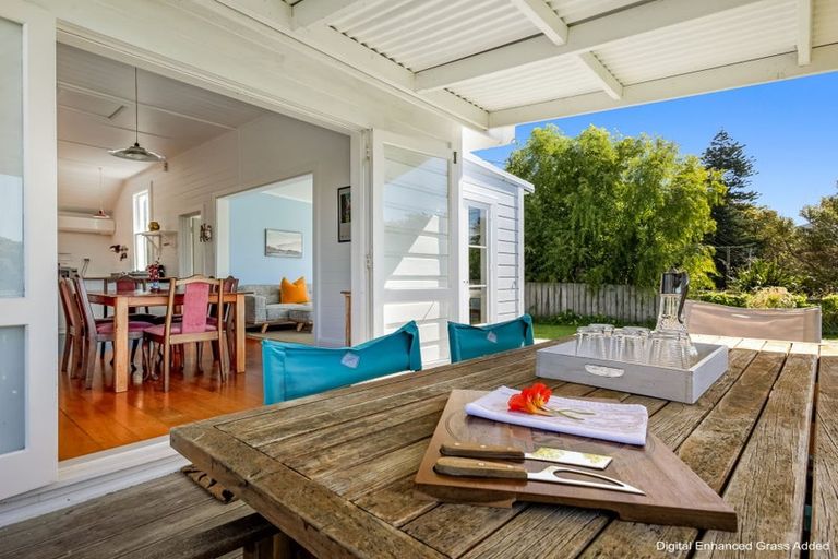 Photo of property in 4c Shoal Beach Road, Aramoana, Omakere, 4271