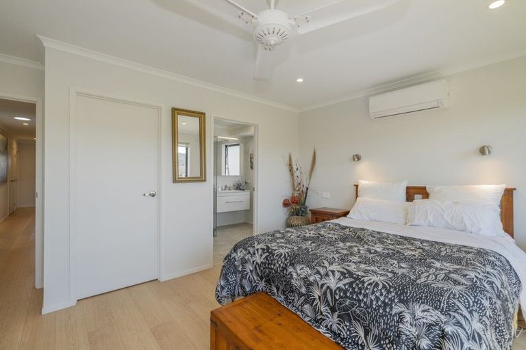 Photo of property in 24 Debenham Drive, Whitianga, 3510