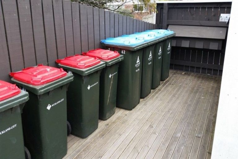 Photo of property in 4/42 Felton Mathew Avenue, Saint Johns, Auckland, 1072