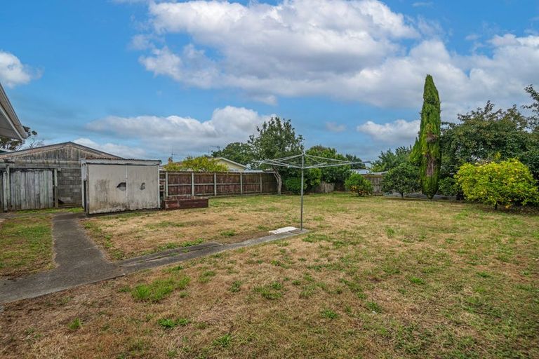 Photo of property in 2 Charwell Place, Highbury, Palmerston North, 4412
