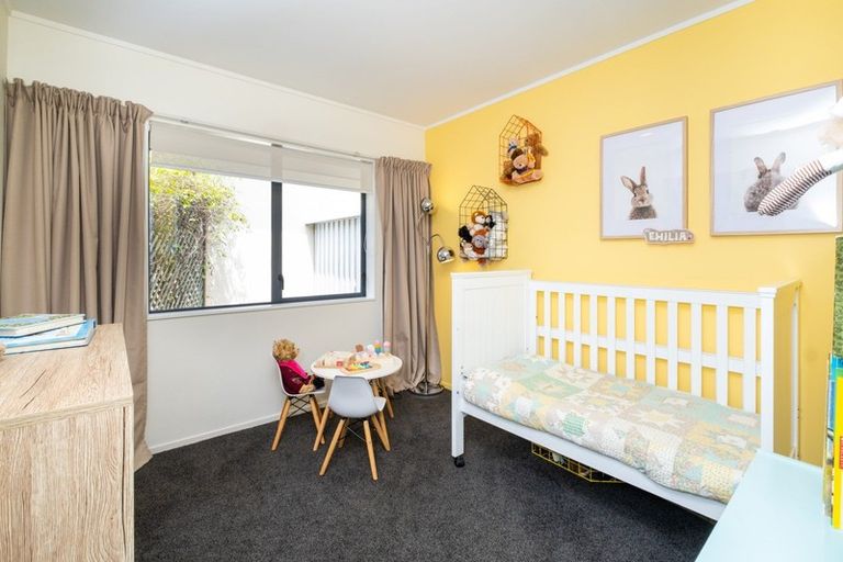 Photo of property in 18a Wharerangi Road, Tamatea, Napier, 4112