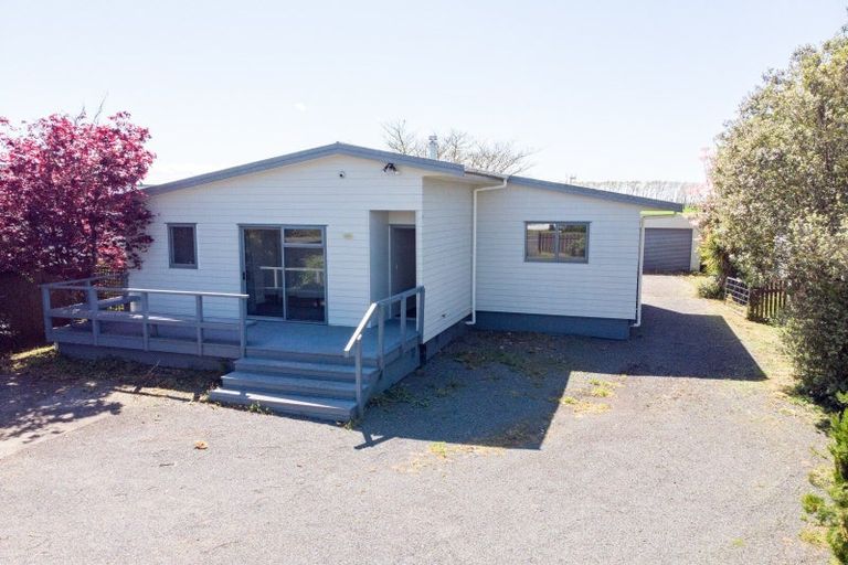 Photo of property in 15 Orchard East Road, Ngatea, 3503
