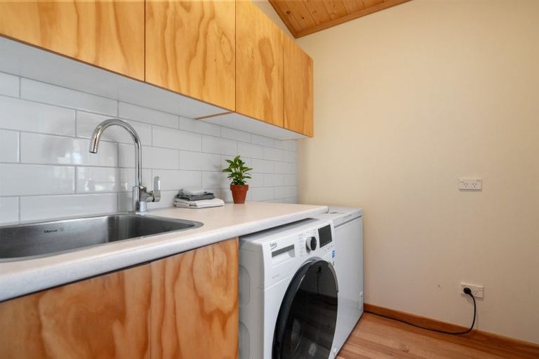 Photo of property in 163 Golden Road, Springvale, Alexandra, 9393