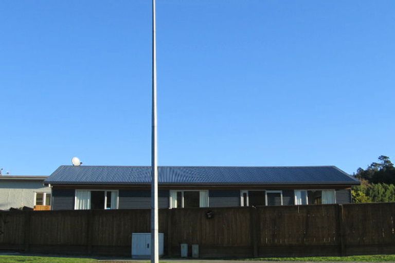 Photo of property in 50 Stokes Valley Road, Stokes Valley, Lower Hutt, 5019