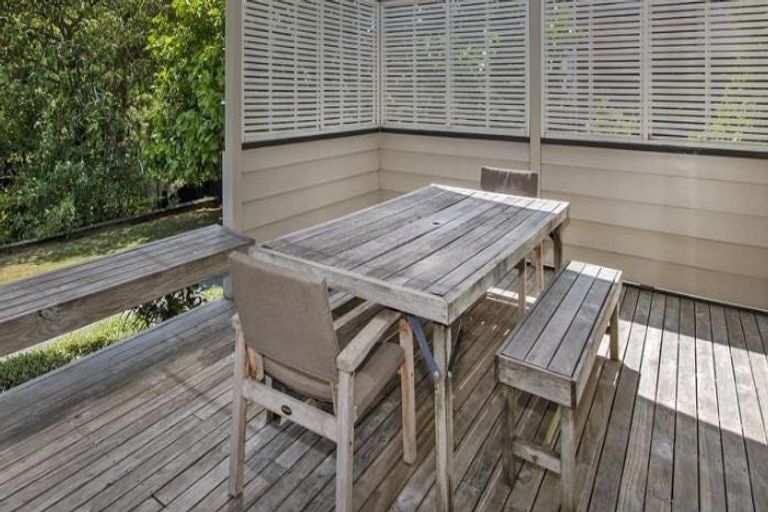 Photo of property in 8 School Lane, Regent, Whangarei, 0112