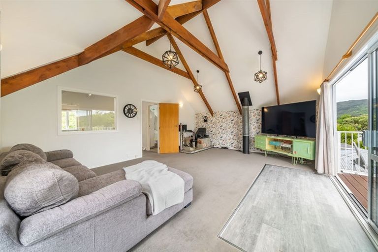 Photo of property in 15 Poole Crescent, Wainuiomata, Lower Hutt, 5014