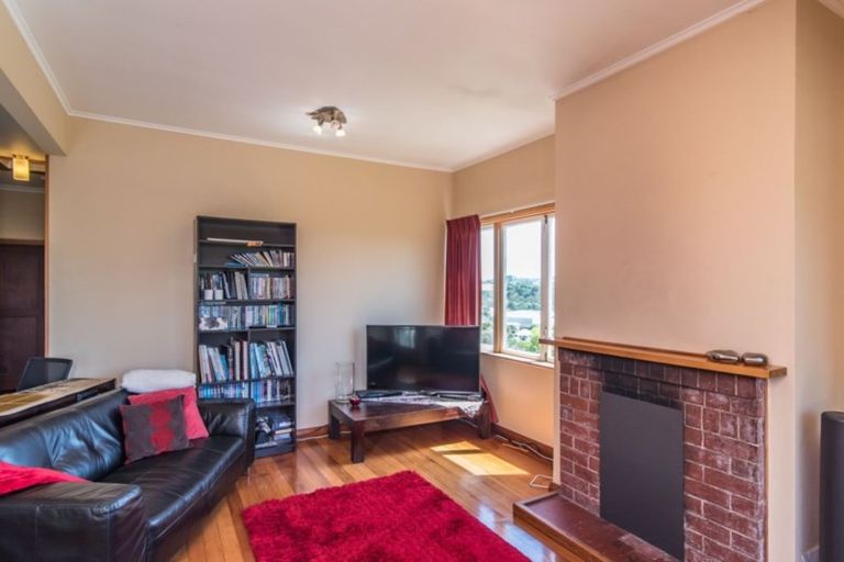 Photo of property in 36 Kinghorne Street, Strathmore Park, Wellington, 6022