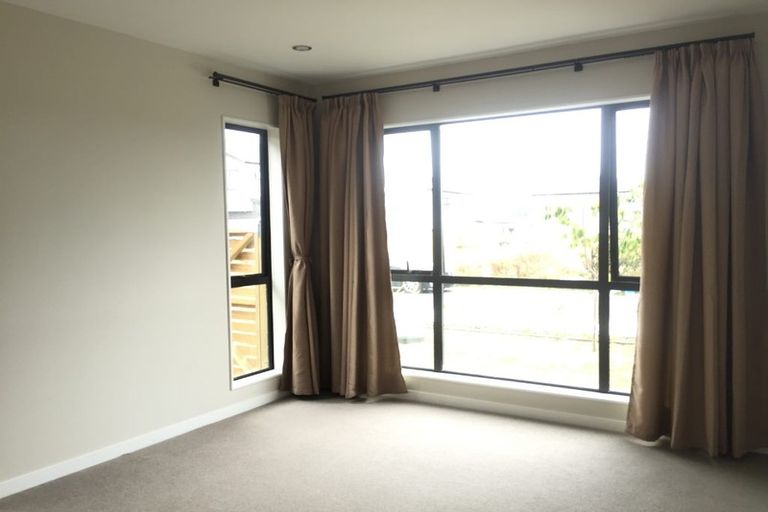 Photo of property in 11 Kota Lane, Hobsonville, Auckland, 0616