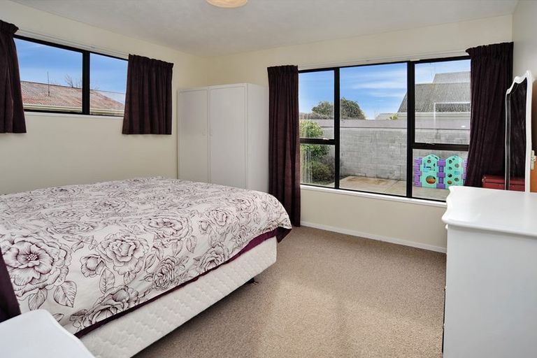 Photo of property in 2 Holcroft Court, Rangiora, 7400