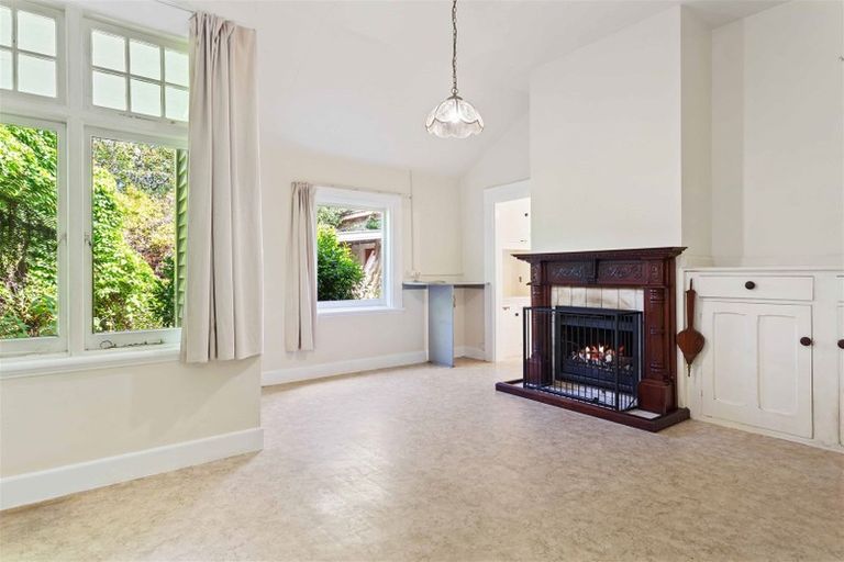 Photo of property in 119 Main Road, Governors Bay, Lyttelton, 8971