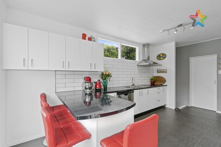 Photo of property in 41 Belmont Terrace, Belmont, Lower Hutt, 5010