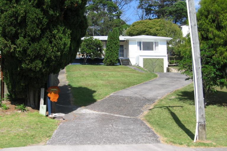 Photo of property in 14 Alexander Avenue, Torbay, Auckland, 0630