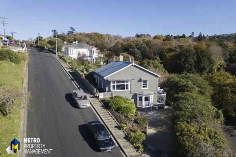 Photo of property in 52 Sutherland Street, Dunedin Central, Dunedin, 9016
