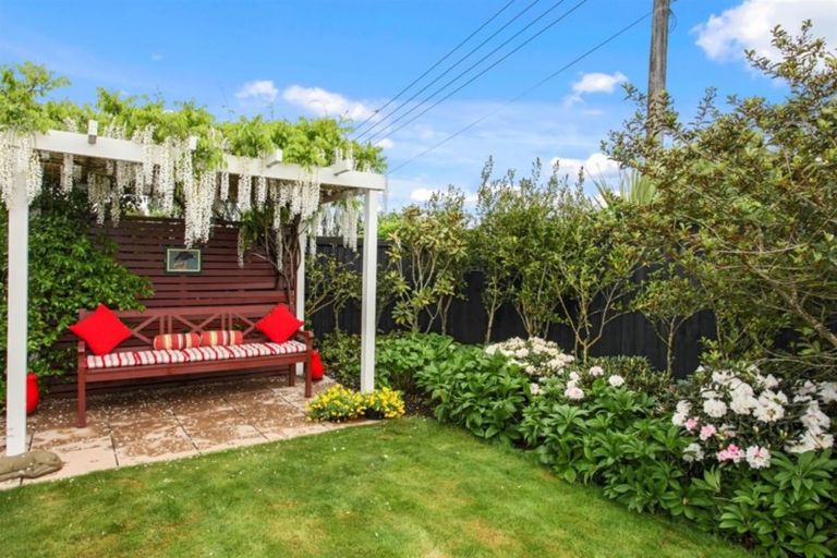 Photo of property in 33 Millstream Drive, Northwood, Christchurch, 8051