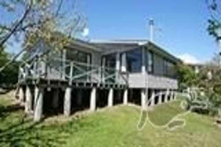 Photo of property in 116 Beacon Point Road, Wanaka, 9305