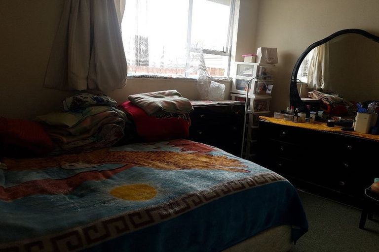 Photo of property in 2/4 Rodney Street, Waiwhetu, Lower Hutt, 5010