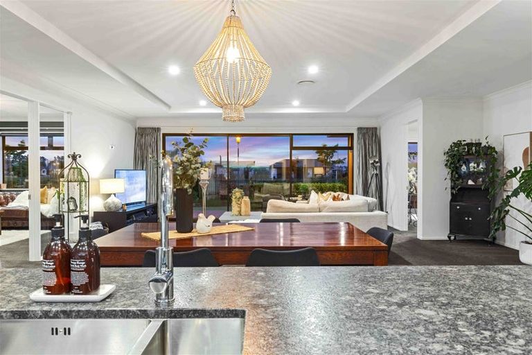 Photo of property in 71 The Esplanade, Pegasus, 7612