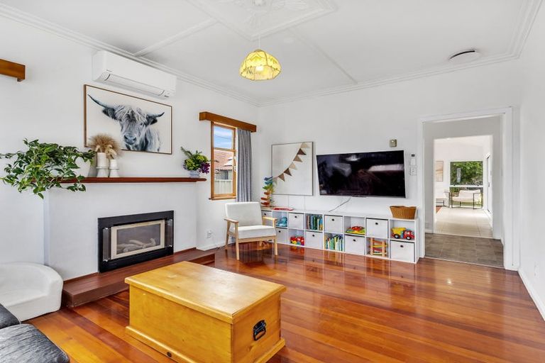 Photo of property in 911 Rangiora Street, Mahora, Hastings, 4120