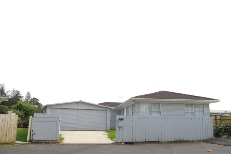 Photo of property in 7 Kelburn Lane, Mangere, Auckland, 2022