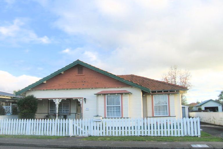 Photo of property in 607 Albert Street, Parkvale, Hastings, 4122